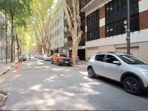 Cochera en Belgrano, Cuba 1745 entre  Jose Hernandez y La Pampa