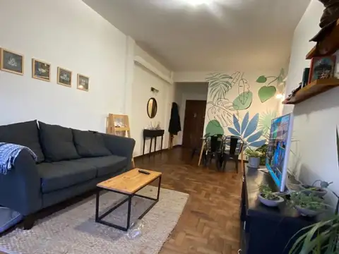 DEPARTAMENTO 4 AMBIENTES AL FRENTE ZONA CENTRO