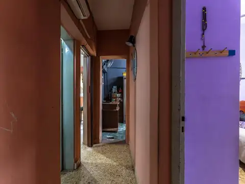 VENTA - CASA 3 DORMITORIOS PATIO VERDE Y COCHERA - BARRIO ALBERDI