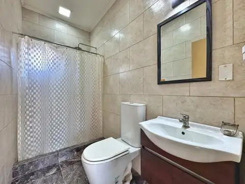 VENTA - Casa 2 dormitorios Roldan