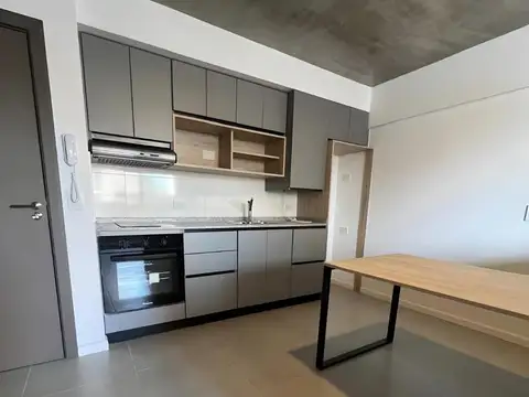 Departamento Semi-amueblado con Balcón en Alquiler en Barrio Abasto