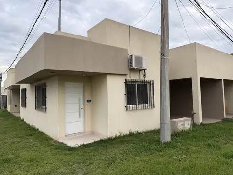 2 Departamentos en venta en Villa Elisa ER