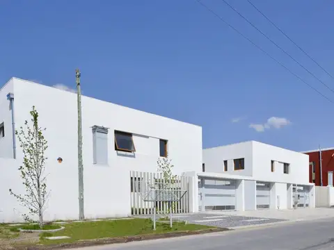 Duplex de categoria Apto Banco - Gonnet