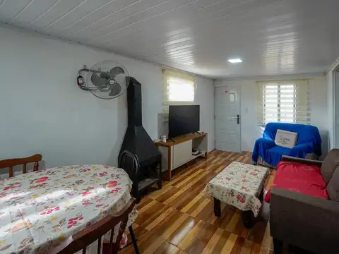 Casa 5 ambientes con 1 baño