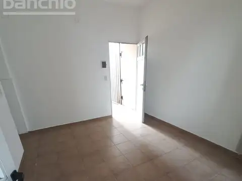 Depto Tipo Casa en Alquiler de 1 dormitorio