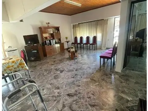 CASA EN BELLA VISTA