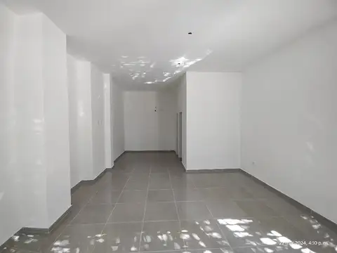 Local en Alquiler 1 año