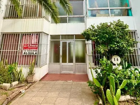 Condarco 1000, Piso PB