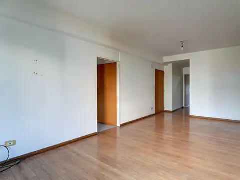 Departamento en Alquiler en Parque Chacabuco, $ 1.250.000