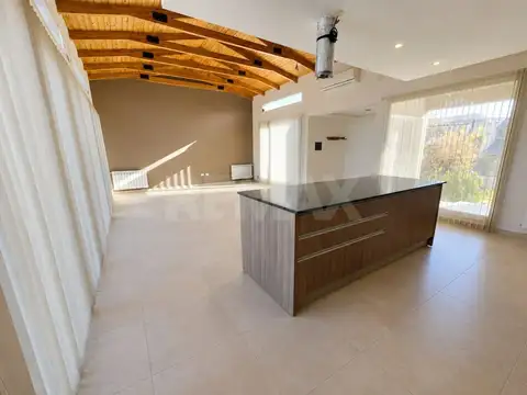 Casa en Venta en Villa El Chocón, USD 307.000