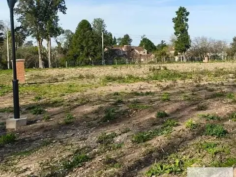 Terreno en Venta 20  mts Frente