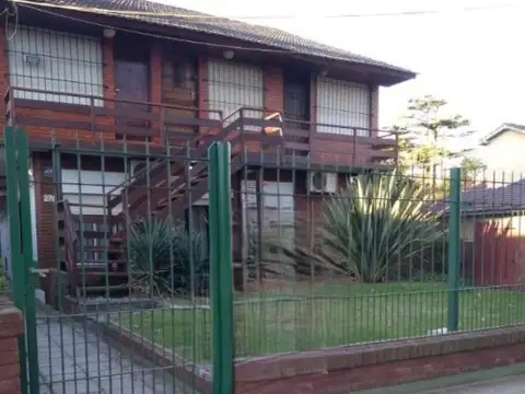 Departamento en venta - 2 Dormitorios 1 Baño - 60Mts2 - Villa Gesell
