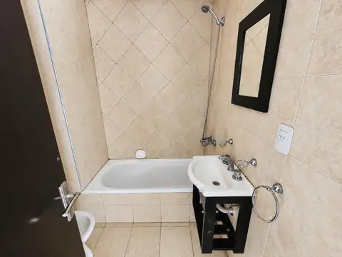 ¡1 dormitorio con balcón!