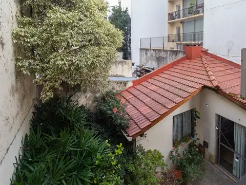 Depto Tipo Casa en Venta 52 años