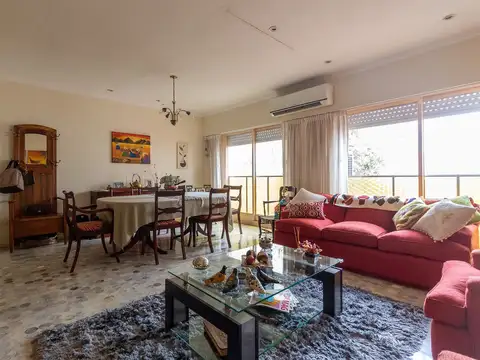 Depto Tipo Casa en Venta en Saavedra, USD 295.000