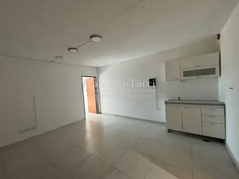 Oficina en Alquiler en Francisco Alvarez, USD 500