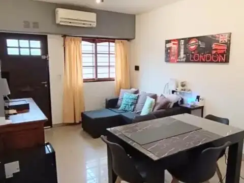 DEPARTAMENTO 2 AMBIENTES CON COCHERA