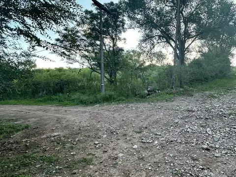 LOTE DE 2314M2 FRENTE AL RIO DE SALSIPEDES 