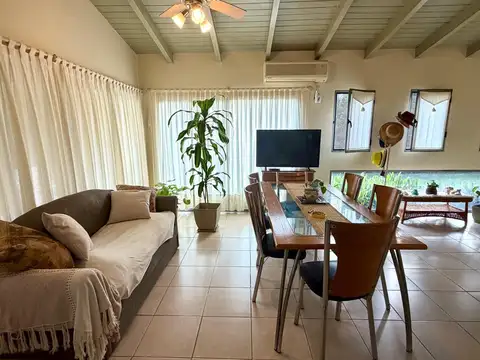 VENTA/PERMUTA - CASA 4 DORMITORIOS GER BARRIO CERRADO - PUEBLO ESTHER