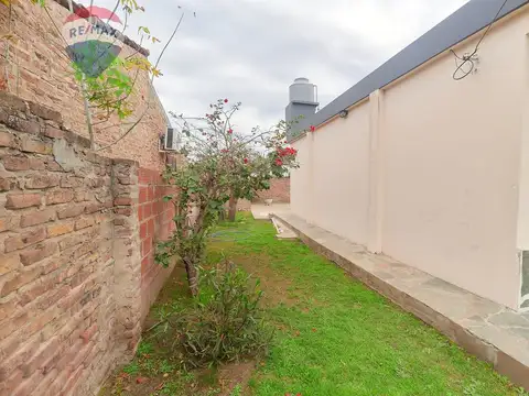 CASA EN VENTA BERAZATEGUI 2 DORMITORIOS PARQUE