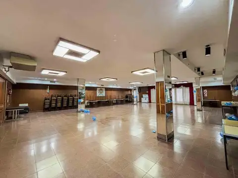 Avenida 44 entre 2 y 3 300