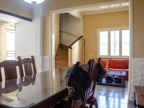 VENTA CASA 5 AMB LANÚS O. PATIO TERRAZA MULTIFAM.