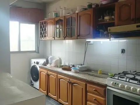 VENTA CASA 4 AMB CON LOCAL COMERCIAL SOLANO