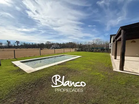 Casa en Alquiler de 3 dormitorios