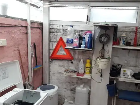 Depto Tipo Casa en Venta con 1 cocheras