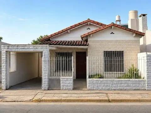VENTA CASA NAVARRO 85 MERLO NORTE 
