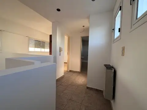 Casa 2 ambientes con 2 baños