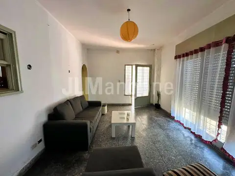 Depto Tipo Casa 3 ambientes con 1 baño