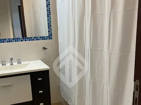 Casa 6 ambientes con 3 baños