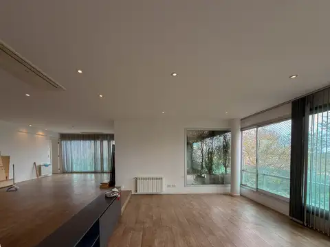 DEPARTAMENTO PREMIUM EN ALQUILER DE 3 DORMITORIOS CON COCHERAS EN FISHERTON