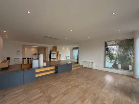 Departamento en Alquiler con 2 cocheras