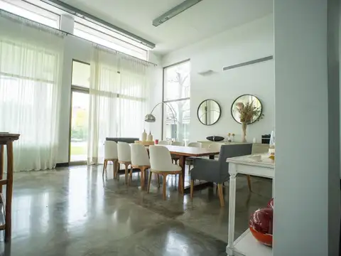 Casa en Venta en Talar Del Lago II, USD 950.000
