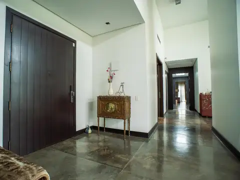 Talar del lago 2  corredor Bancalari Moderna casa en 1 planta lote Grande