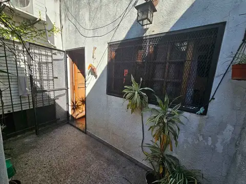 Depto Tipo Casa 3 ambientes con 1 baño