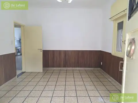 Depto Tipo Casa en Alquiler 40 años