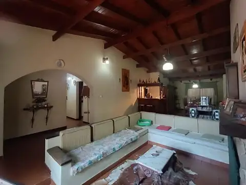 Casa en Venta en Campana, USD 170.000