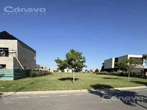 Terreno en Venta de 1027,0 m2