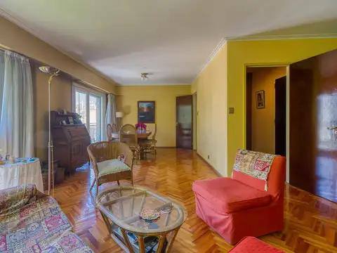 Departamento 4 ambientes con 3 baños