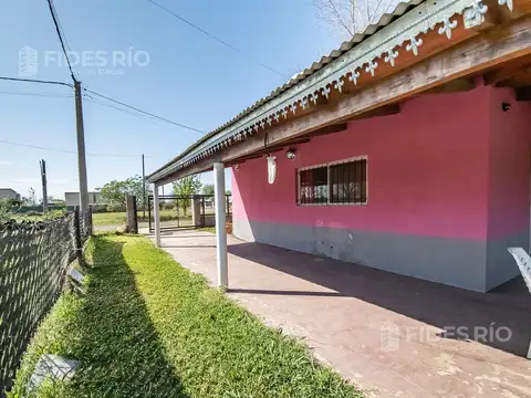 Casa 3 ambientes con 1 baño