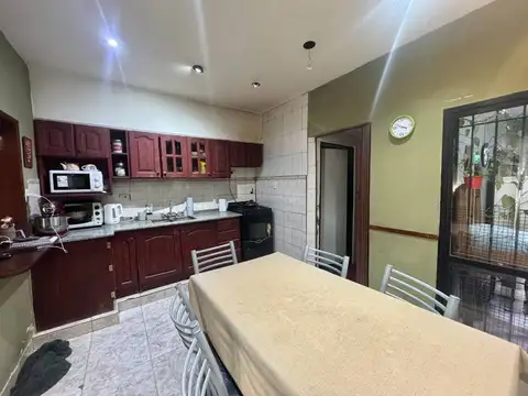 Depto Tipo Casa en Venta de 4 dormitorios