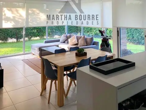 Vilahaus, Ayres Vila 100