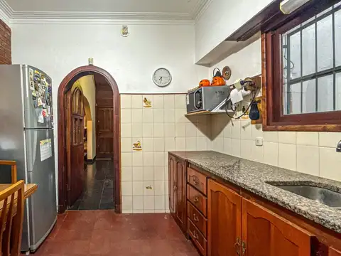 VENTA CASA 4 AMBIENTES APTO CREDITO  CON PARQUE