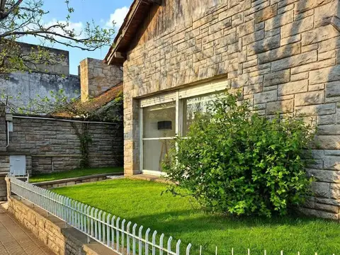 Casa en Venta en Bernal, USD 270.000