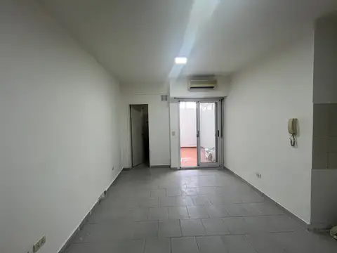 Depto Tipo Casa Monoambiente con 1 baño