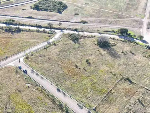 VENTA LOTE DE 2021 M2 EN COLINAS DE SINSACATE