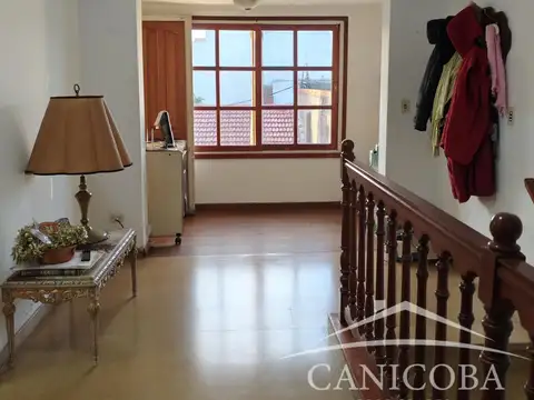 Depto Tipo Casa en Venta de 6 ambientes